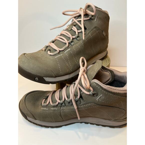 OBOZ hiking boots 9 brown and pink - Picture 1 of 9